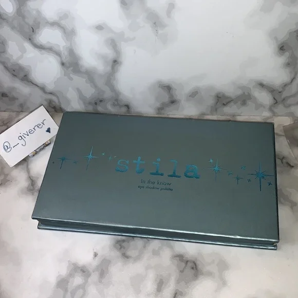 Stila IN THE KNOW Eyeshadow Plalette